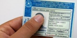 Idoso é detido com habilitação falsa em São José de Ubá