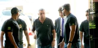 Jorge Picciani, presidente da Alerj, é levado para depor na sede da PF, e filho é preso em Minas Gerais