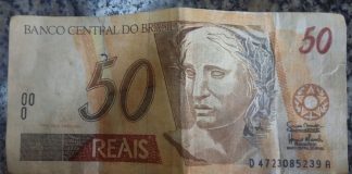 Motorista paga abastecimento com nota falsa de R$ 50 em Itaperuna