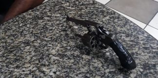 Homem é detido por posse irregular de arma de fogo em Itaperuna, RJ