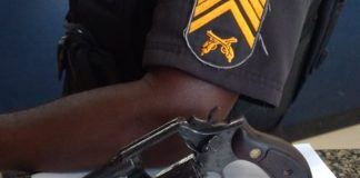 Dois homens são presos com armas e munições em Itaperuna, RJ