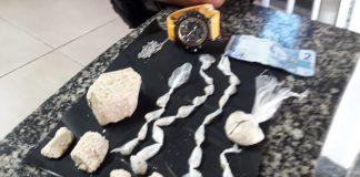 Polícia Militar apreende 30 pedras de crack em em Bom Jesus do Itabapoana