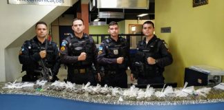 PM apreende grande quantidade de drogas na casa de traficante em Porciúncula