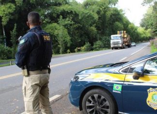 PRF reforça o policiamento durante o feriado nas rodovias federais do RJ
